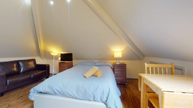Studio Available in Willesden Green Main Photo