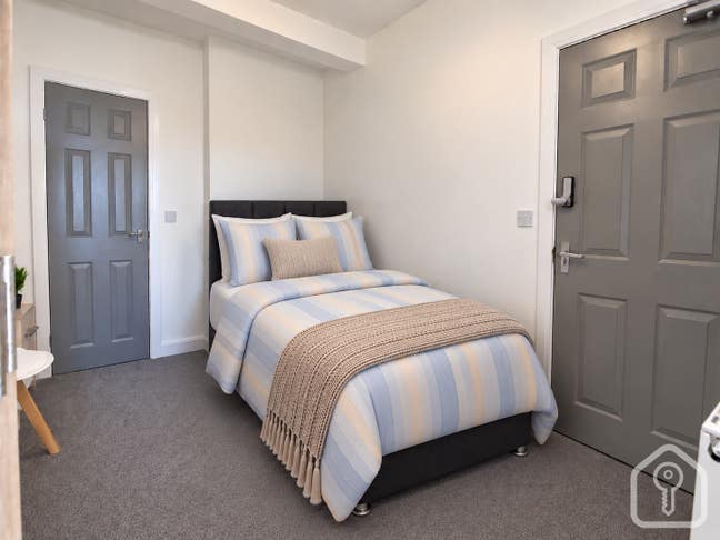 ♡°•❀•°Cosy Ensuite in  Quiet Area + Parking ♡°•❀•° Main Photo