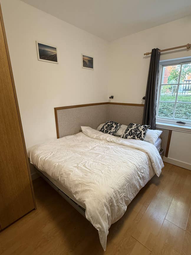 Furnished Ensuite Studio in Hammersmith – Bill inc Main Photo
