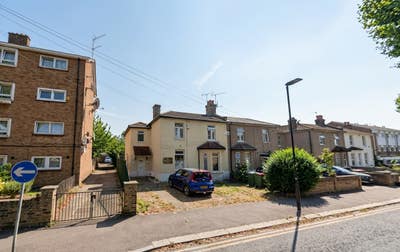 Double Room to Let – Manor Park |E12 5Dd| Main Photo