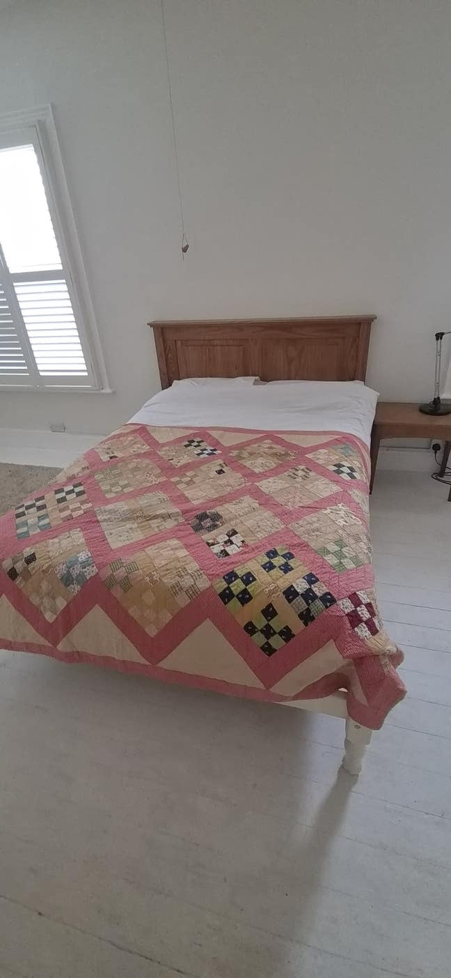 Double room in Victorian terrace house Main Photo