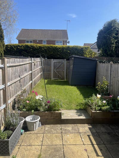 2 bedroom house in maidenbower Main Photo