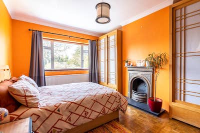 Cosy bedroom in London, safe area close to nature! Main Photo