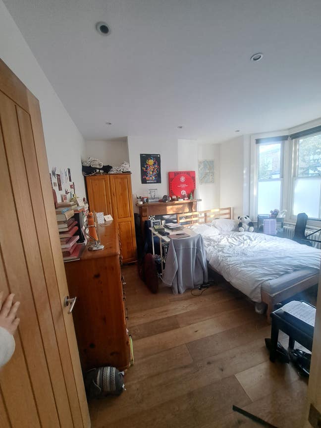 Room available in Greenwich  Main Photo