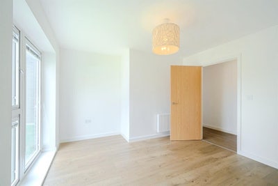Spacious Double Room - Stoke Gifford Main Photo
