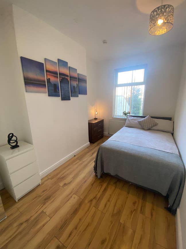 Room in City Centre - All Bills Included Main Photo