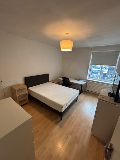 Finsbury Park - Double Room in Friendly Flat Main Photo