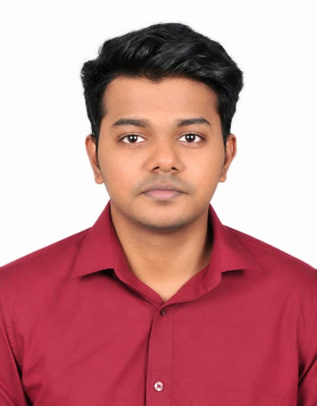26 year old Male seeks a single or double room Main Photo