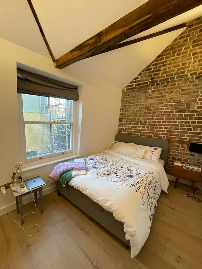 Beautiful second BR on Bermondsey Street from Nov Main Photo