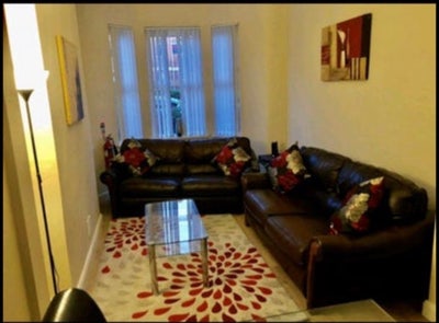 ✨Newly Refurbished House✨ Main Photo