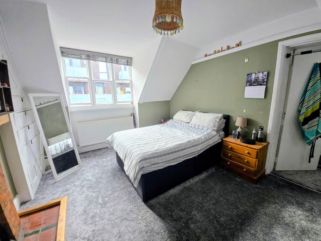 Short Let in Friendly Shared Flat, Southwark Oct 8 Main Photo
