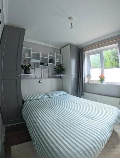 New Decorated Double Room in Private Residence Main Photo