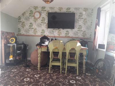 Spare room Main Photo