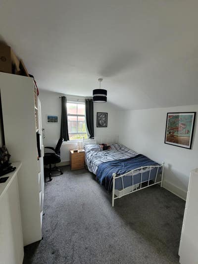Large en-suite room in social house in Brixton Main Photo