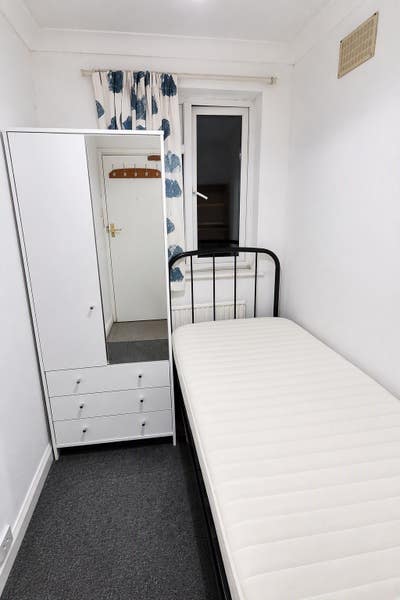 Box room in Birchwood  Main Photo