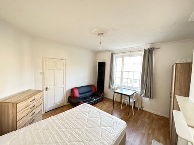 W12|just a short walk from imperial|2 bathroom Main Photo