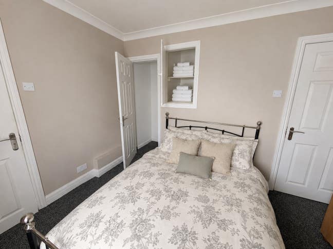 Ensuite double room in East London Main Photo