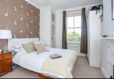 Double Room in SW -  5 Min Walk to Northern Line Main Photo