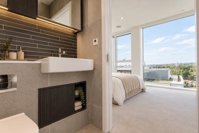 Luxurious Ensuite 10mins to Kings Cross (Couple) Main Photo