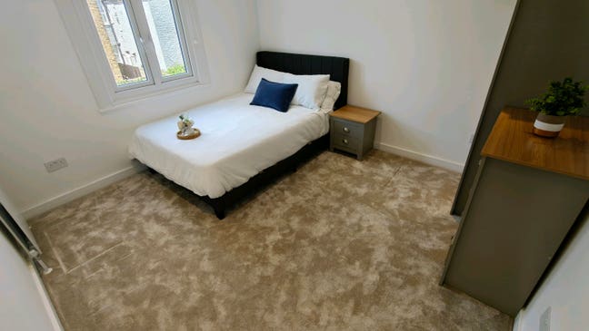 Brand New Spacious Double Room | Bills Included  Main Photo