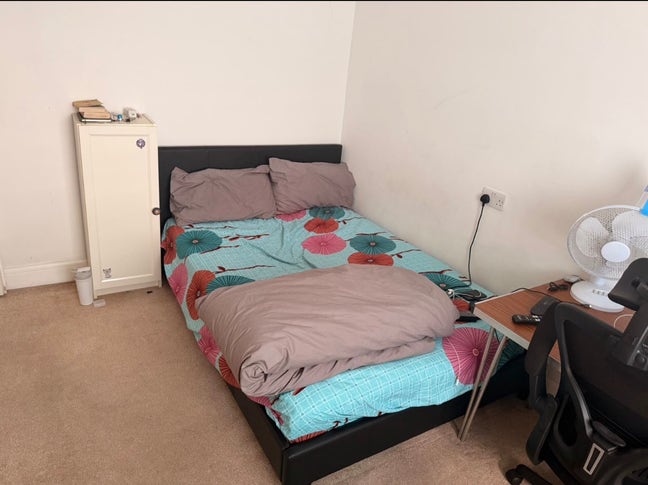 Double room with own bathroom Main Photo