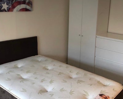 Contractor accommodation- Holyhead Main Photo