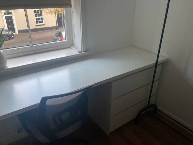 Tamworth Town Centre – &pound;105/Wk All Bills Inc Main Photo