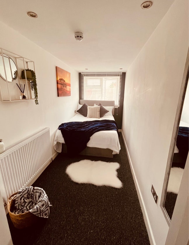 En-suite room moments away from Watford Junction! Main Photo