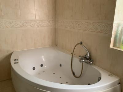 En-suite studio in Annexe. Main Photo