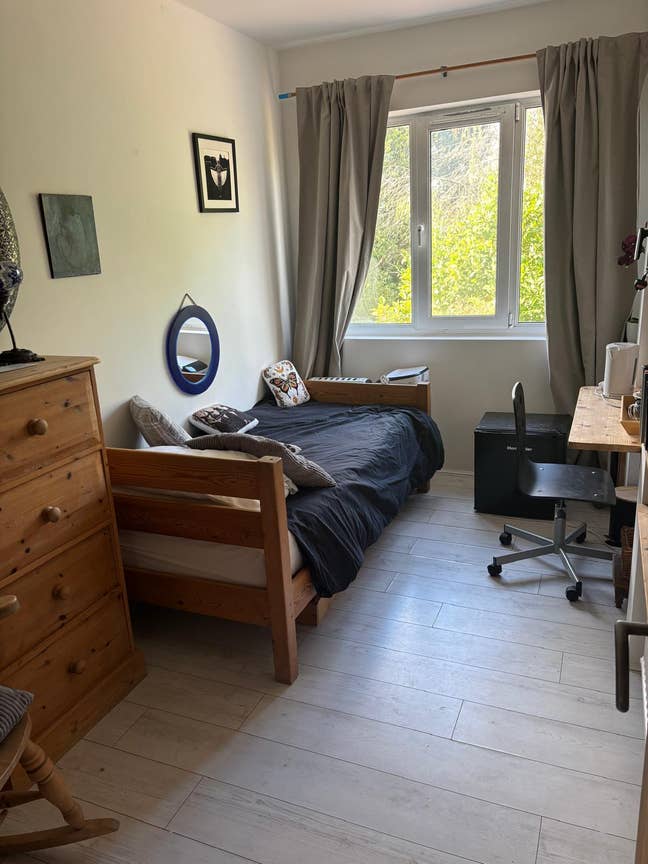 NW10 - Lovely Single Close to the Overground  Main Photo
