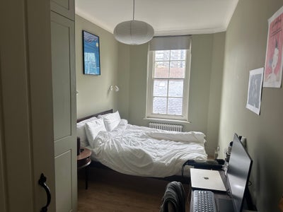 Gorgeous room in historic 2 bed flat in Shoreditch Main Photo
