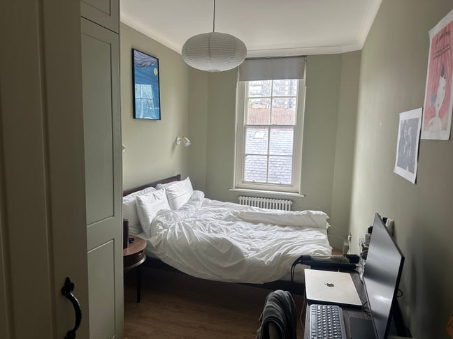 Gorgeous room in historic 2 bed flat in Shoreditch Main Photo
