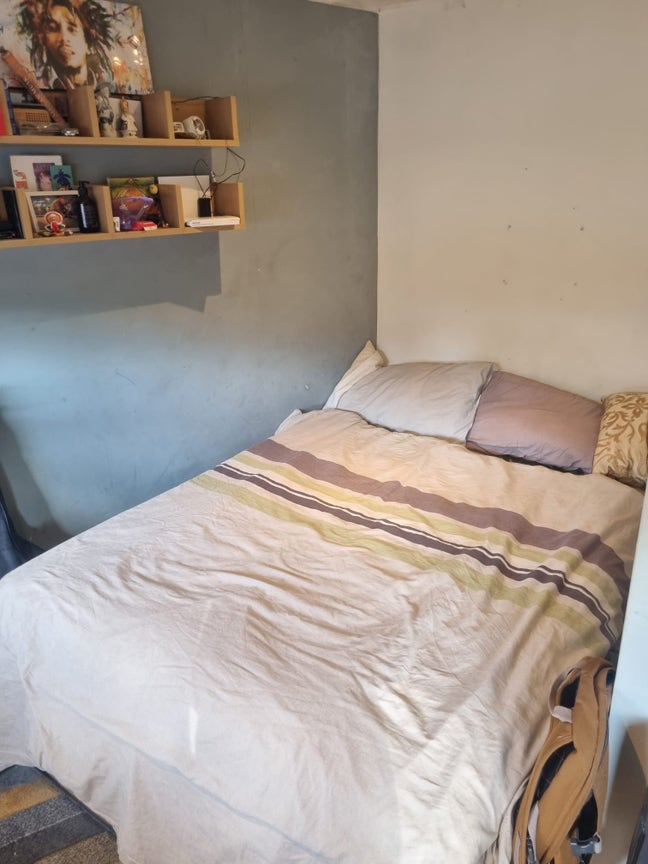 Double room to let in wallington Main Photo