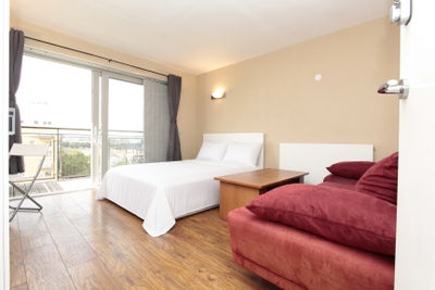 🌅 Modern Rooms in North Greenwich 🌅 Main Photo