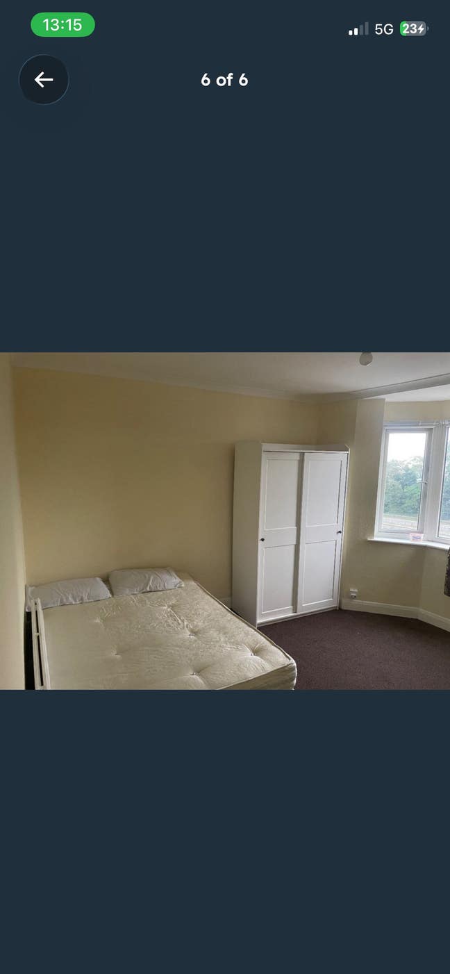 Double room located in Walthamstow  Main Photo