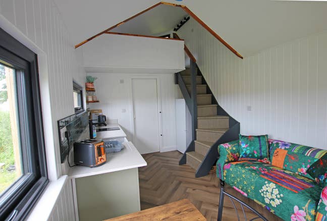Cosy and Luxurious Shepherds Hut Main Photo