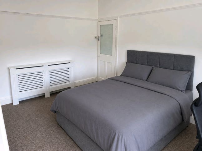 1 Double Room in shared accommodation  Main Photo