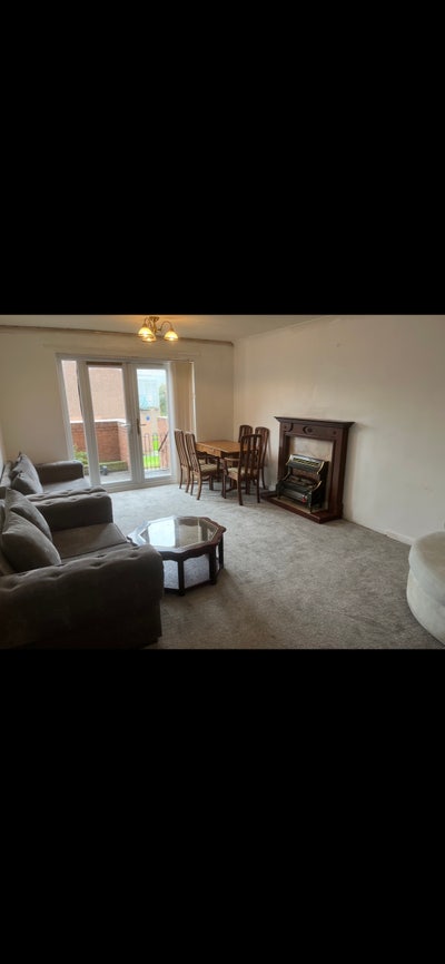 Furnished 2-Bedroom Flat to Let, Available Now Main Photo