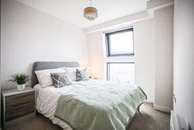 En Suite large room for rent  Main Photo