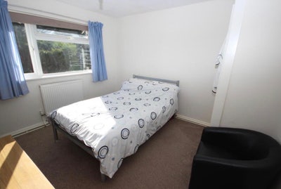 Furnished Double Room (Bills Included) Broadfields Main Photo