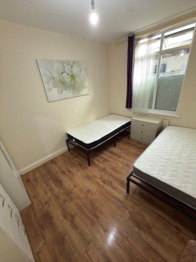 Double for 2 - 105 &pound; pw per person - SUDBURY Main Photo