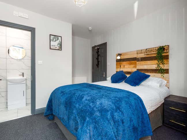 Ensuite Rooms Available 🏡 Westminster Way Main Photo