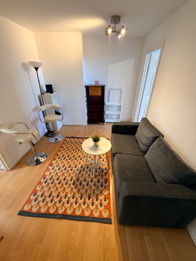 Fabulous Master-Private Balcony-All incl-MOVE ASAP Main Photo