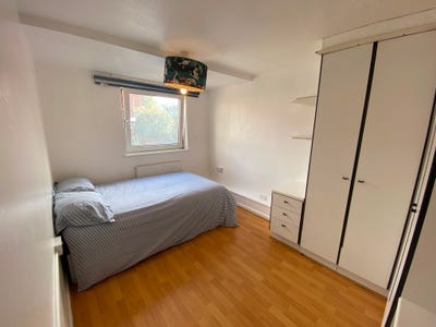 Doubles Available! Bethnal Green! Garden!!! Main Photo