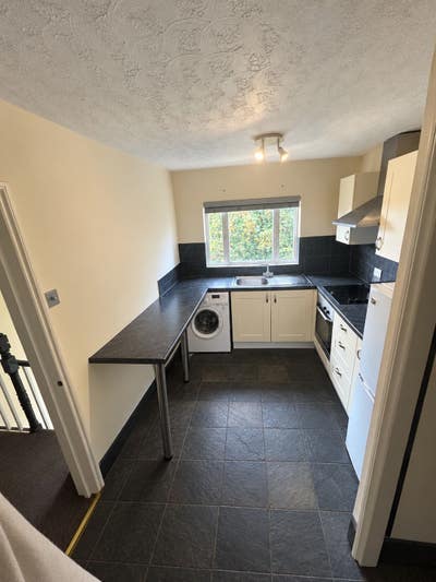 1 Bed Flat - LN1 Location -&pound;685pcm Main Photo