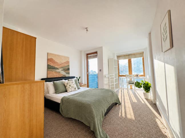 ☀️ Your Own Private Balcony | Central London☀️ Main Photo