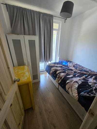 Nice double room available in Putney Heath Main Photo