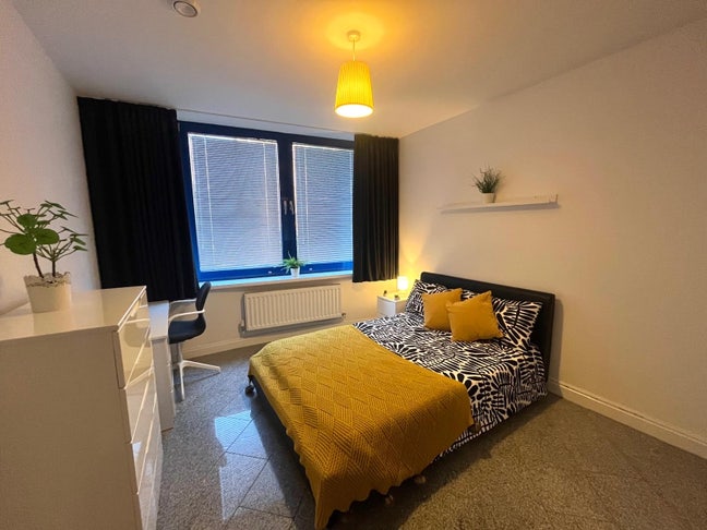 Modern rooms with bills included - Beeston  Main Photo