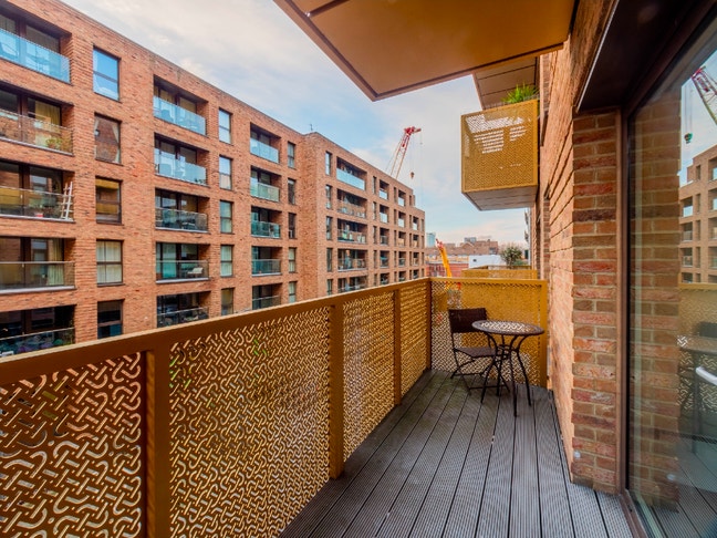 Xxl Double with Balcony🏠Surrey Quays/Canada Water Main Photo