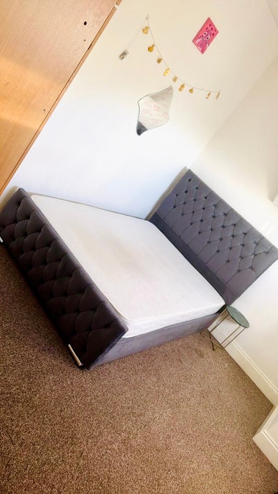 Spacious Rooms available near station RM8 Main Photo
